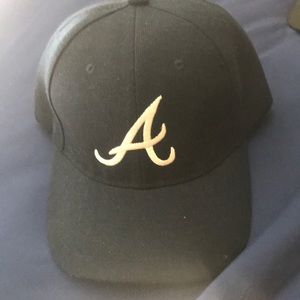 A baseball cap